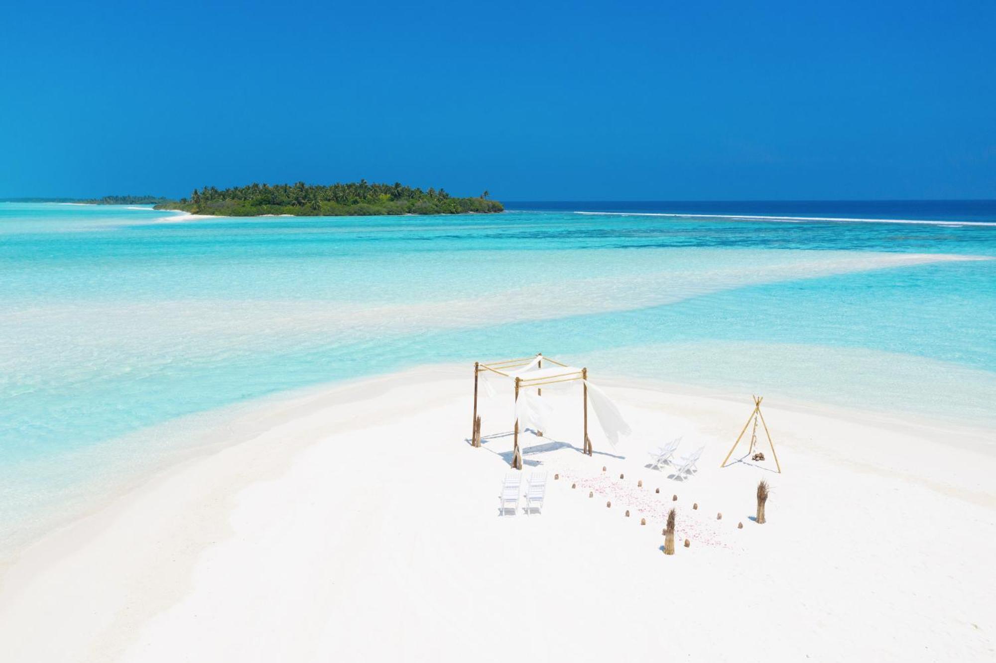 Kandima Maldives Kudahuvadhoo Bagian luar foto A beach in Maldives