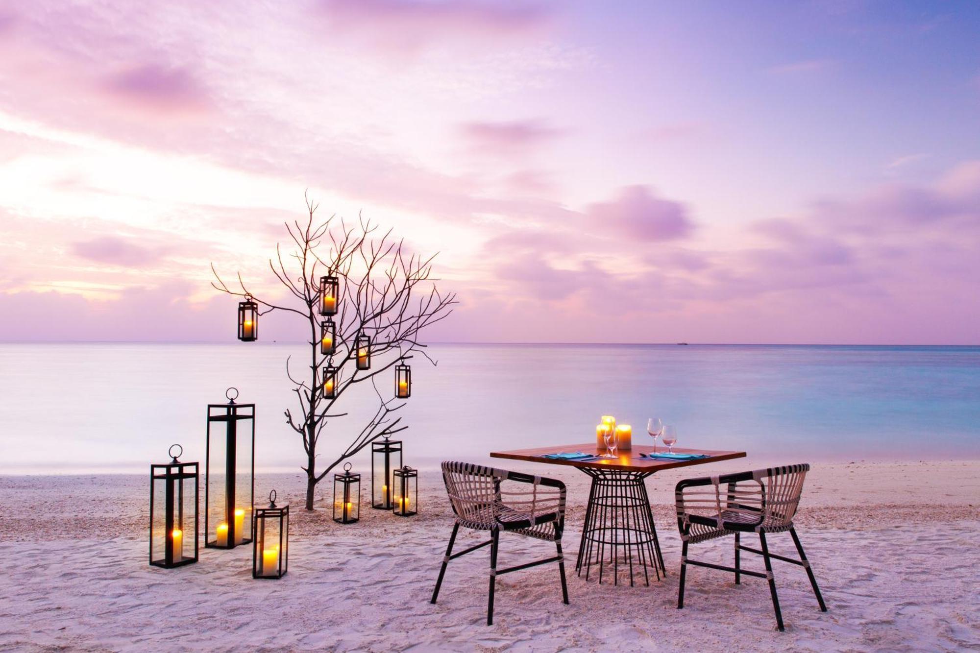 Kandima Maldives Kudahuvadhoo Bagian luar foto Sunset at the beach